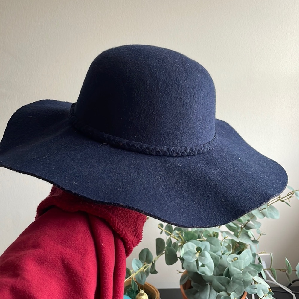Sun hat